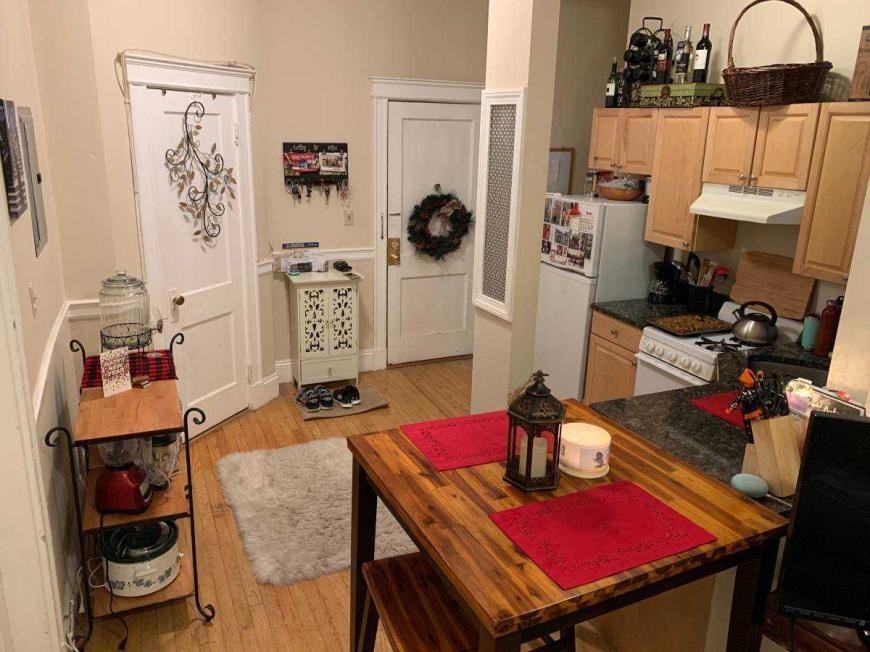 1199 Commonwealth Ave - Photo 5 of 10