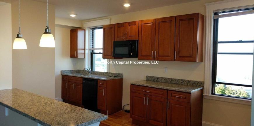 384 Broadway - Photo 3 of 10