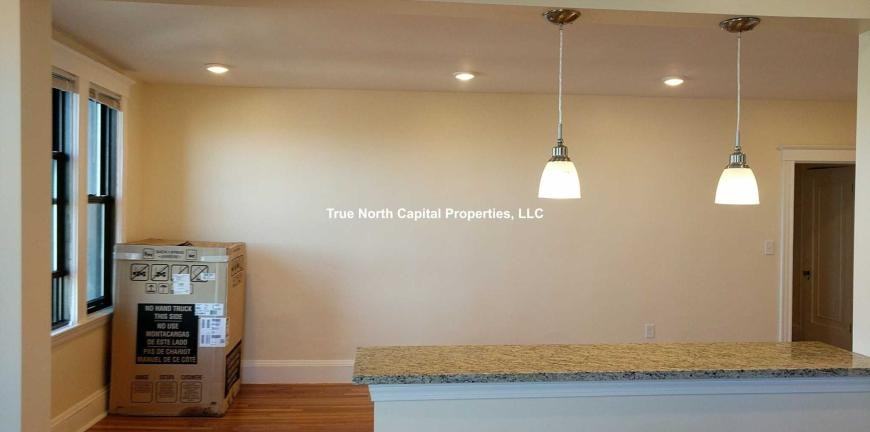 384 Broadway - Photo 5 of 10
