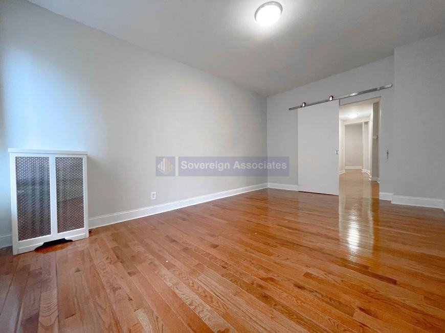 106 Fort Washington Ave - Photo 2 of 9