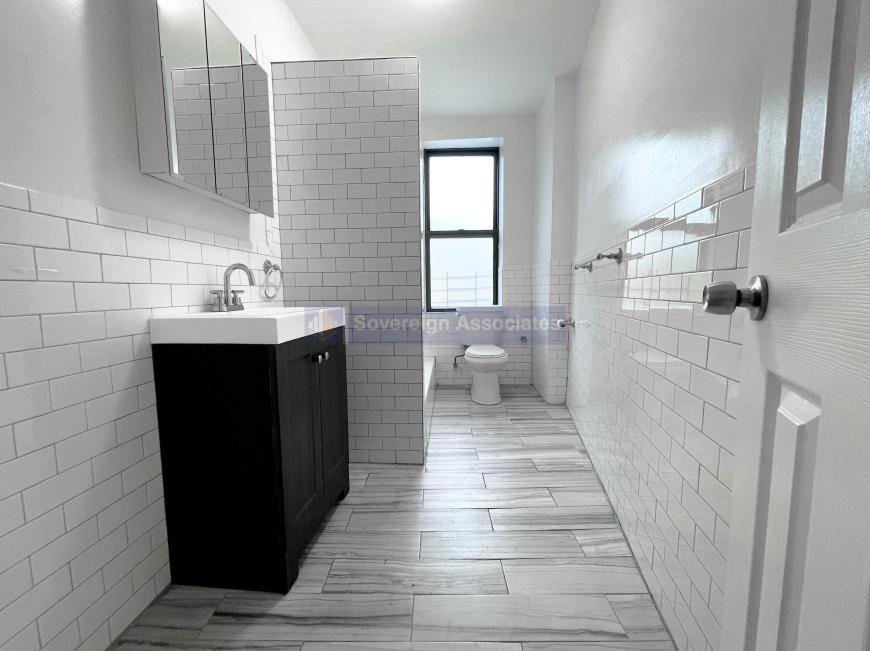 106 Fort Washington Ave - Photo 7 of 9