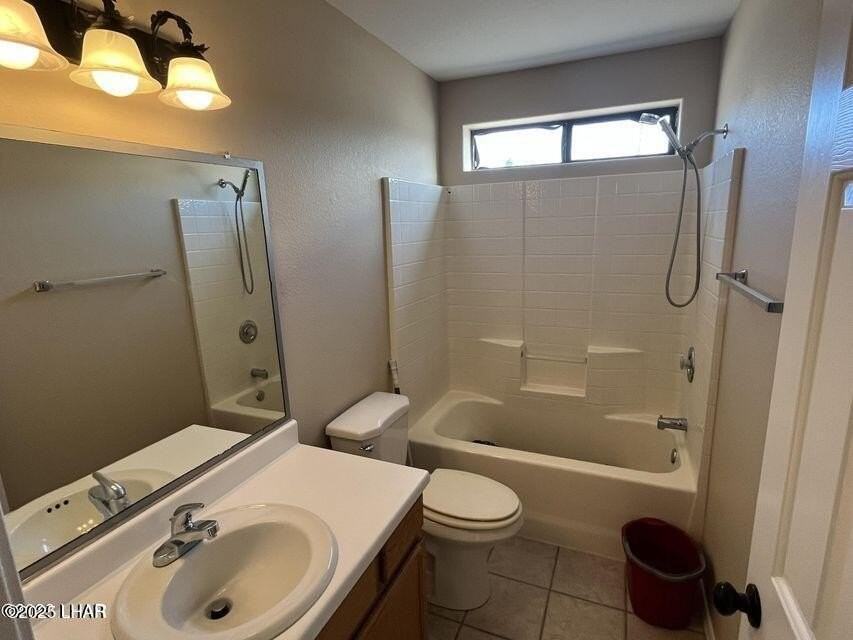 1990 Park Terrace Pl - Photo 5 of 18