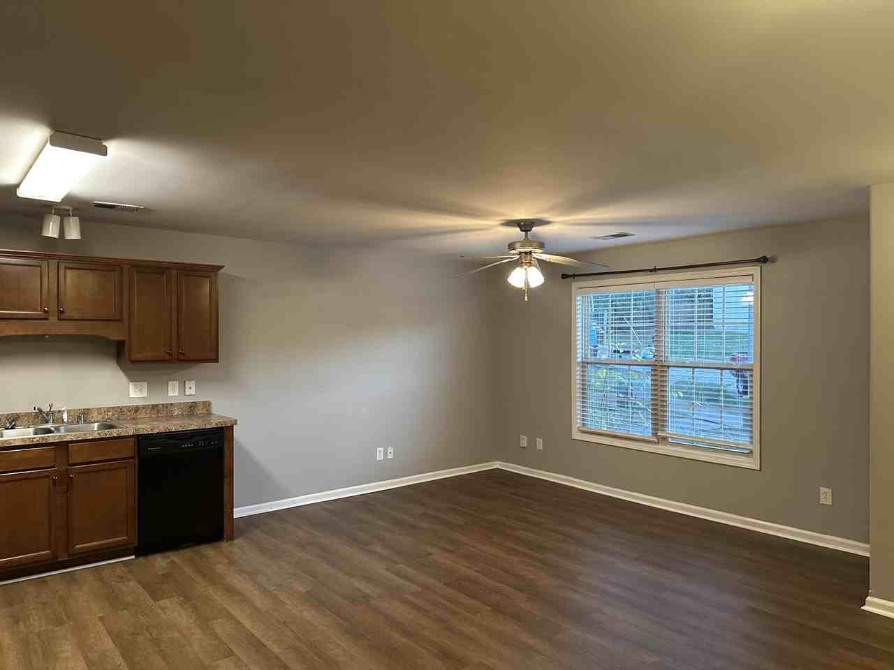 3804 Pinecrest Way - Photo 3 of 13
