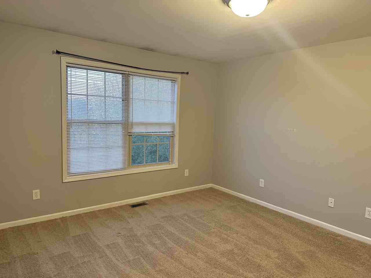 3804 Pinecrest Way - Photo 5 of 13