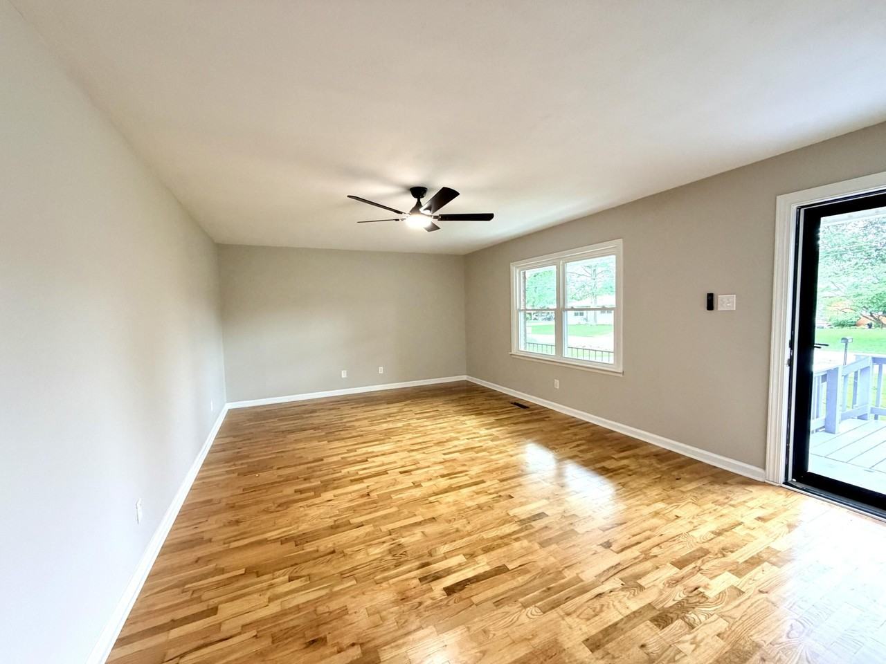 3420 Candy Dr - Photo 2 of 22