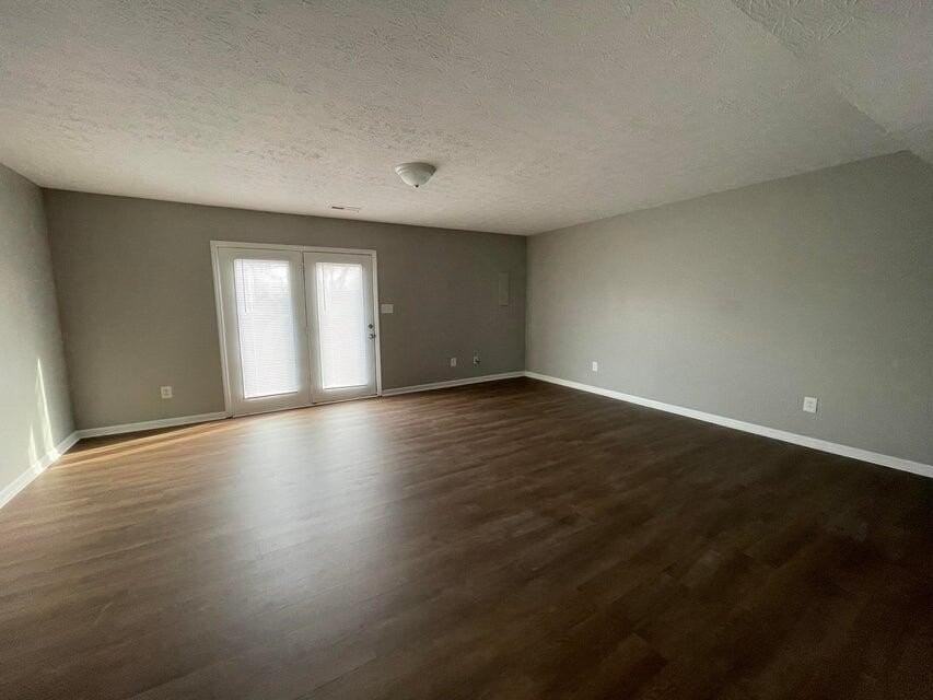 205 Tan Bark Dr - Photo 5 of 11