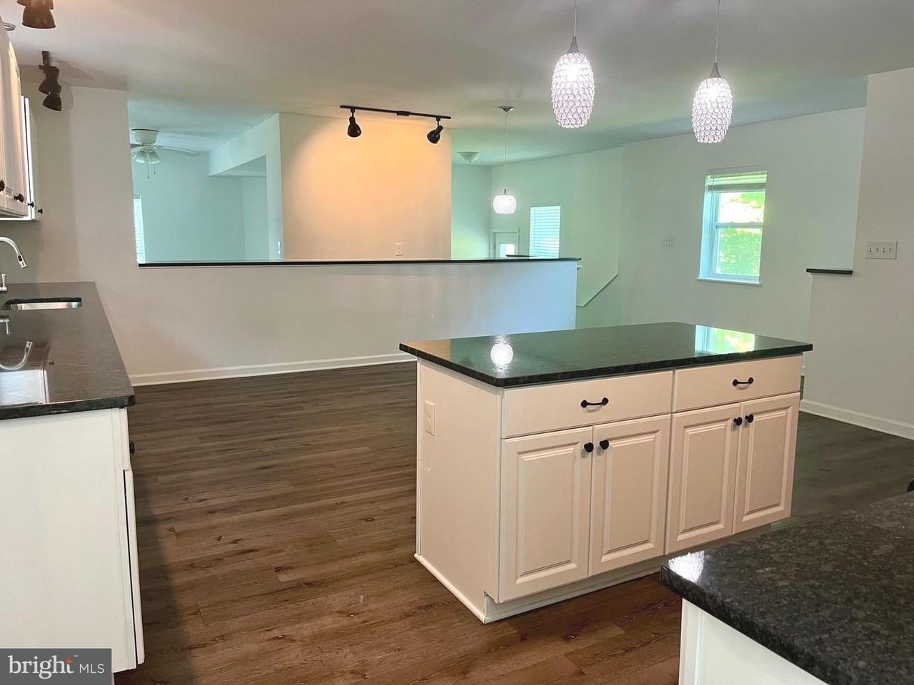 3009 Frenchtown Rd - Photo 3 of 40