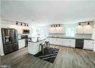 3009 Frenchtown Rd - Photo 4 of 40
