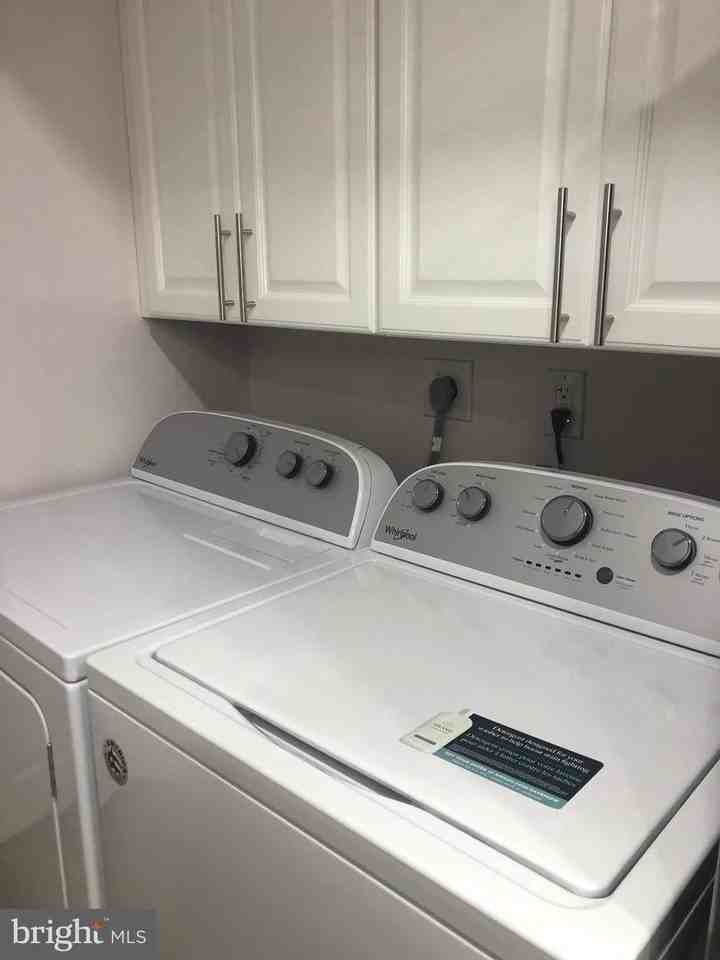 1 Stonehenge Cir - Photo 7 of 50