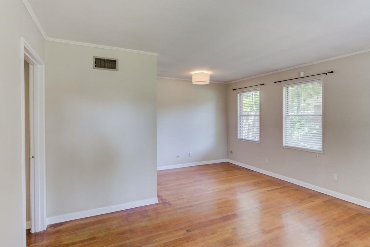 4966 Verne Rd - Photo 3 of 15