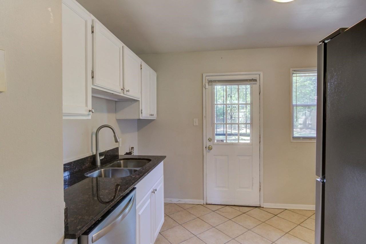 4966 Verne Rd - Photo 7 of 15