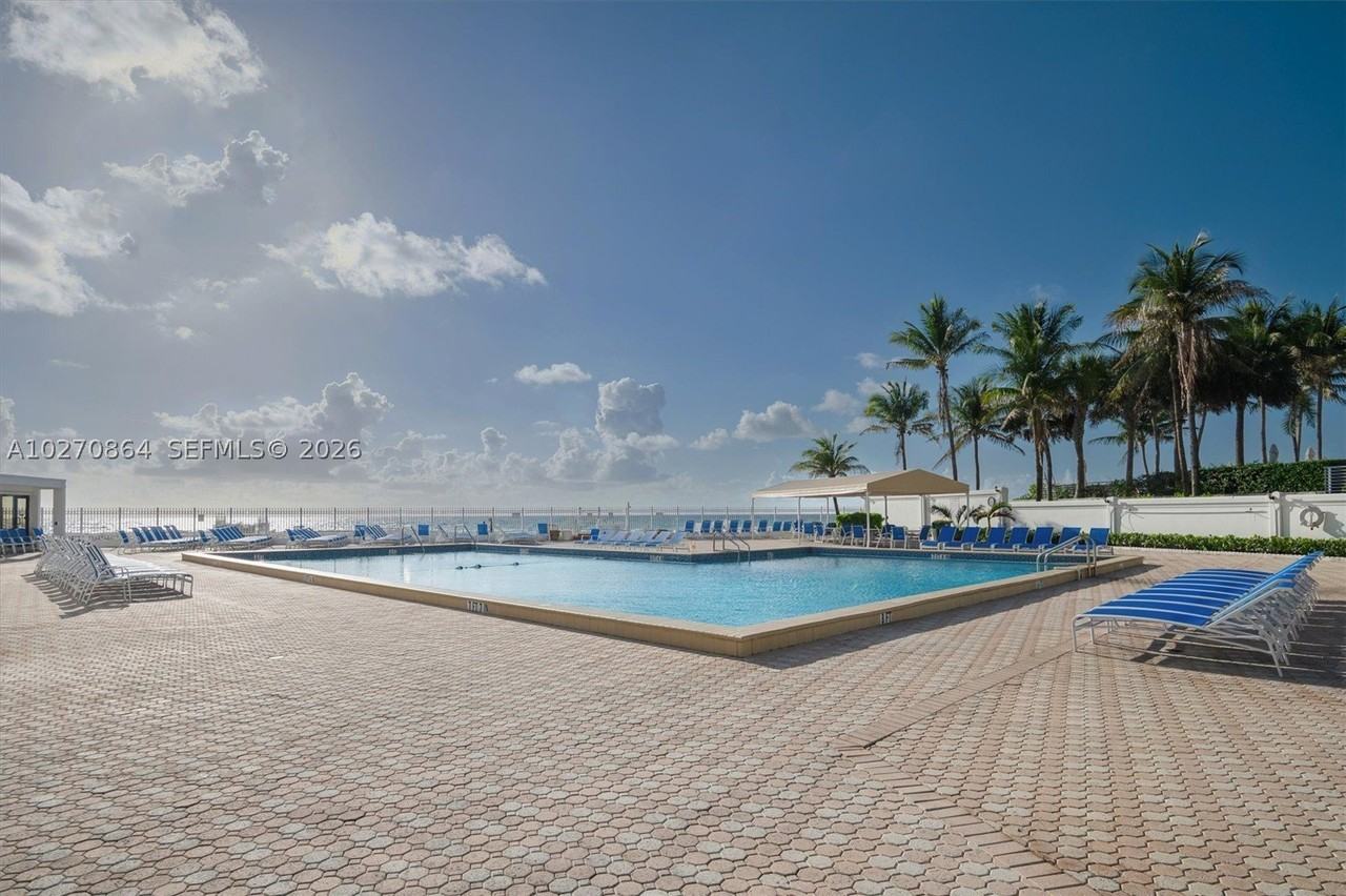 3505 S Ocean Dr #104 - Photo 7 of 9