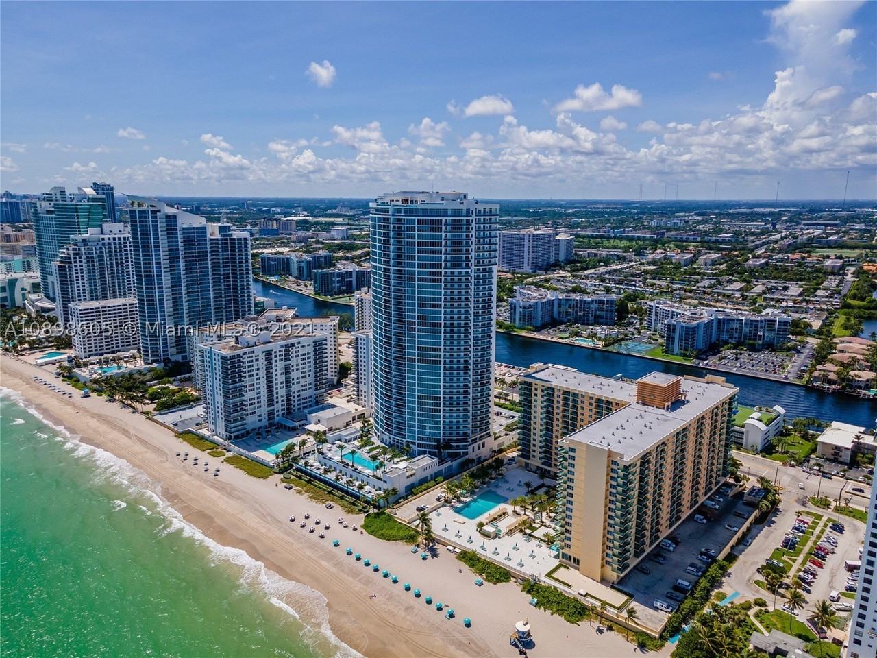 2501 S Ocean Dr - Photo 5 of 50