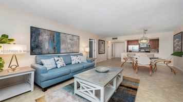 featured image of 2301 Collins Ave #301