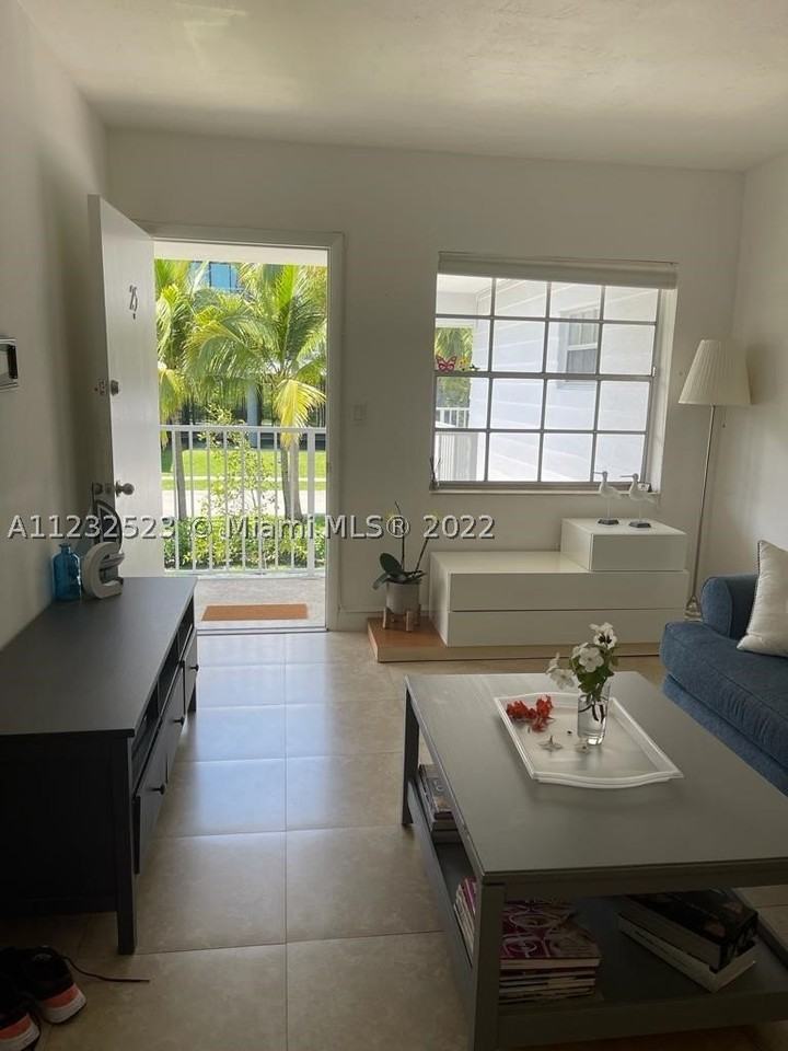 100 Sunrise Dr #25 - Photo 3 of 21