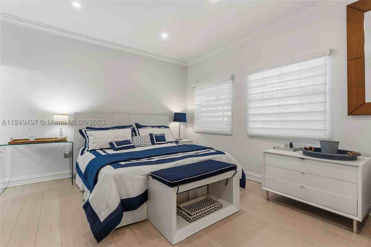 41217 Fisher Island Dr #41217 - Photo 4 of 21