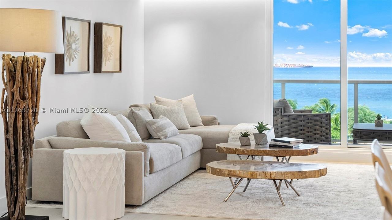 2301 Collins Ave #641 - Photo 7 of 31