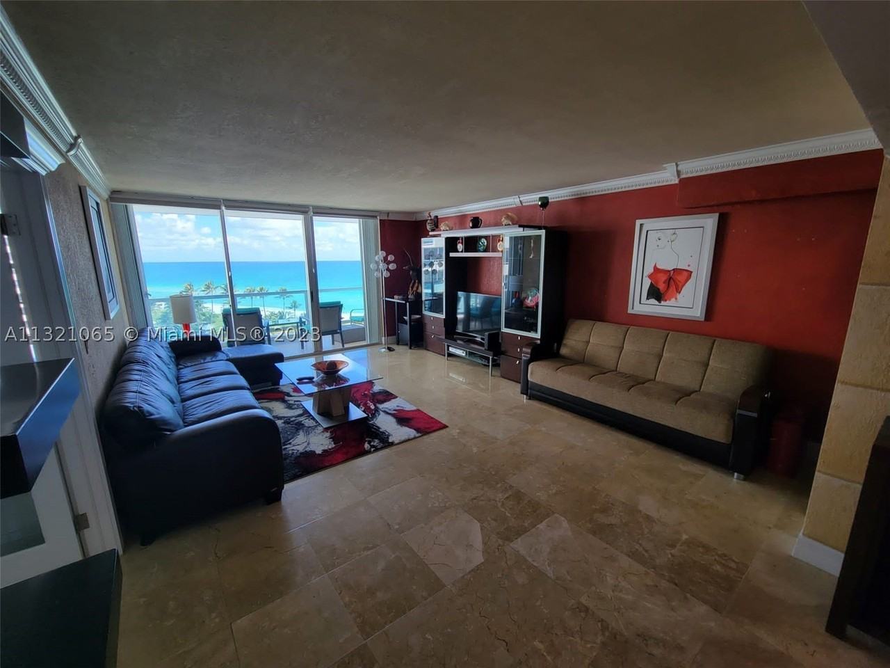 5151 Collins Ave #1036 - Photo 3 of 32