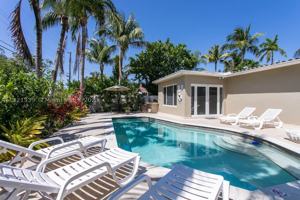 featured image of 1120 N 13th Ter