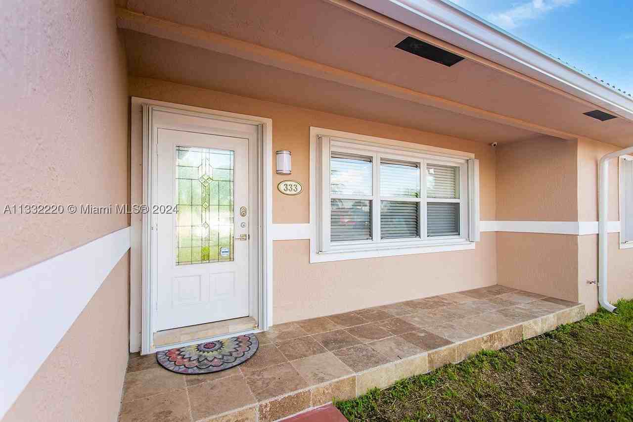 333 Se 3rd Ave - Photo 6 of 35