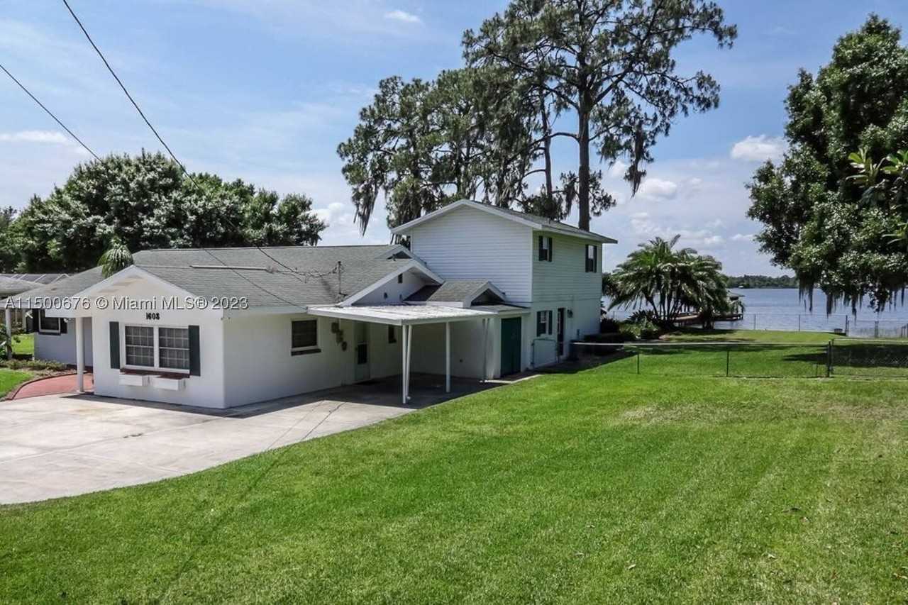 1608 Lake Clay Dr - Photo 2 of 23