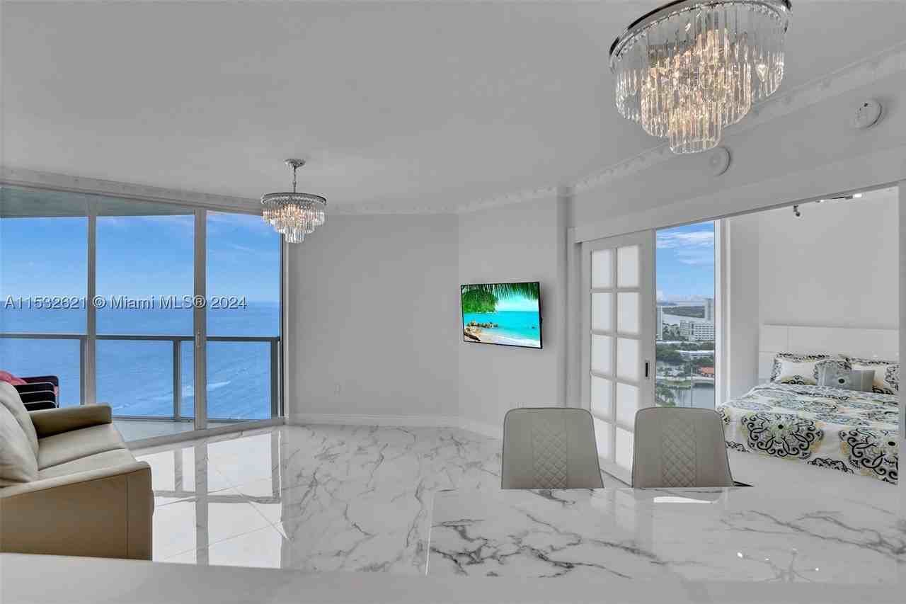 16699 Collins Ave #2209 - Photo 7 of 28