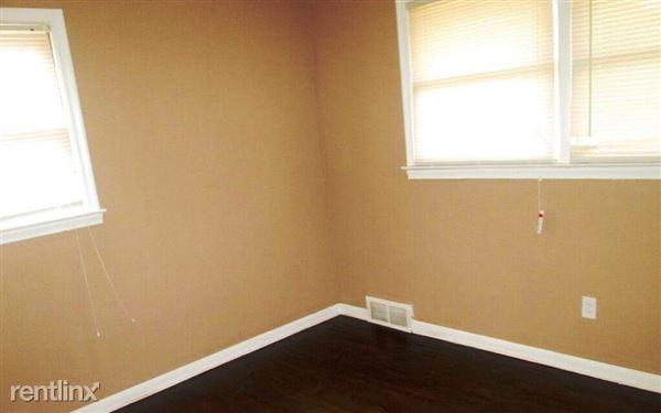 23474 Riverpark - Photo 2 of 11