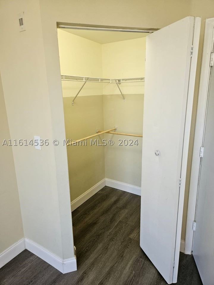 2775 Ne 187th St #323 - Photo 7 of 36