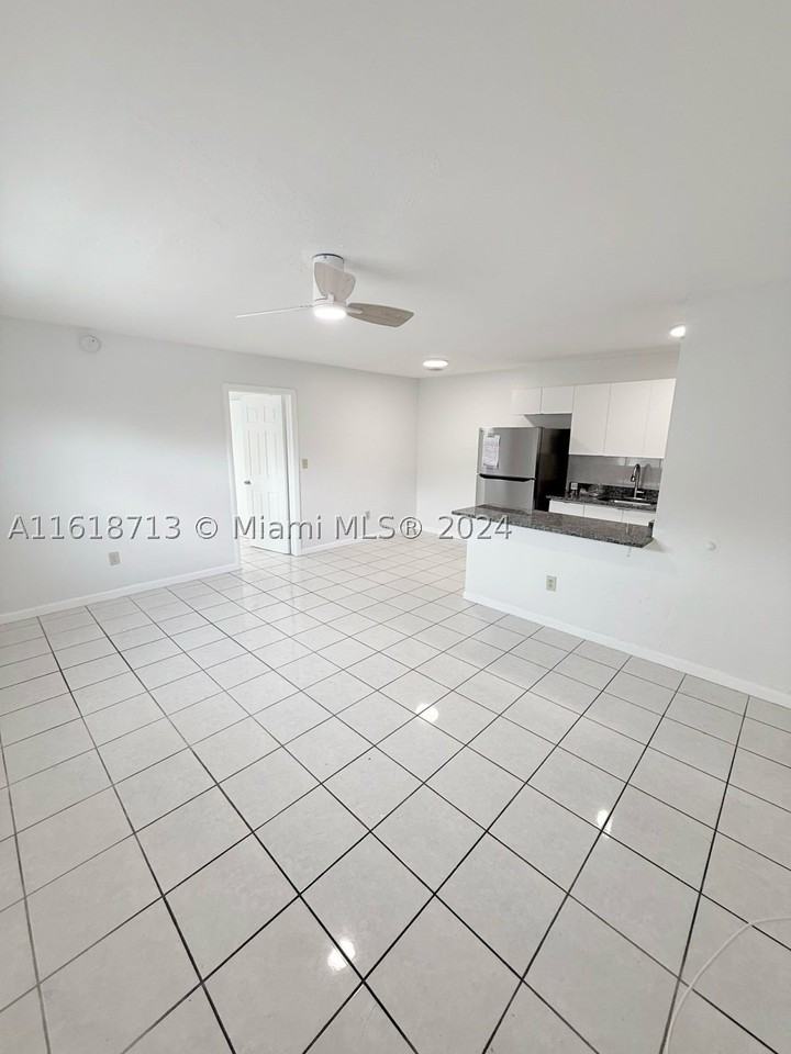 100 Ne 78th St #9 - Photo 4 of 15