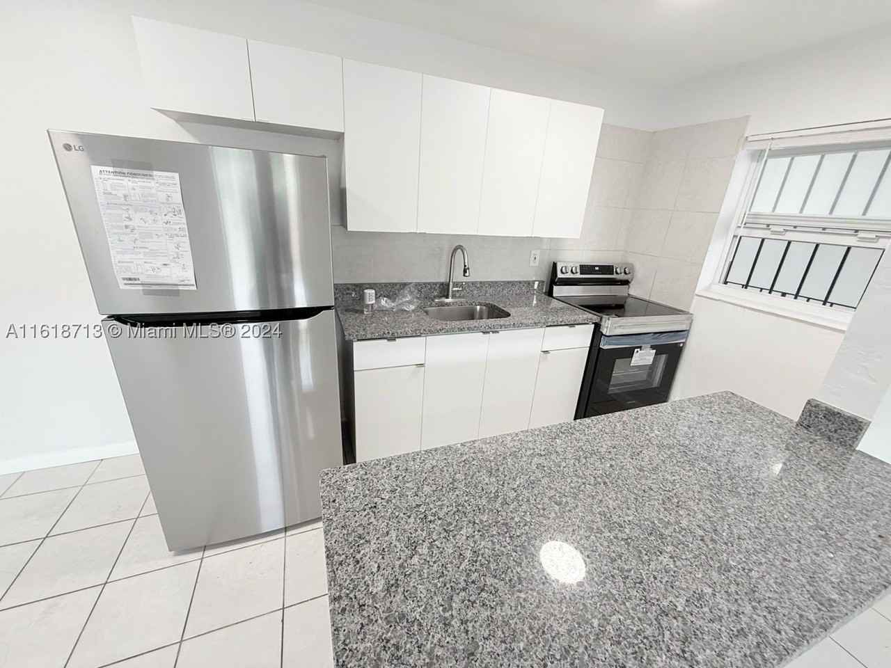 100 Ne 78th St #9 - Photo 5 of 15