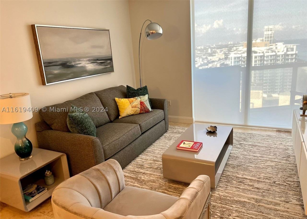 6365 Collins Ave #2610 - Photo 3 of 49