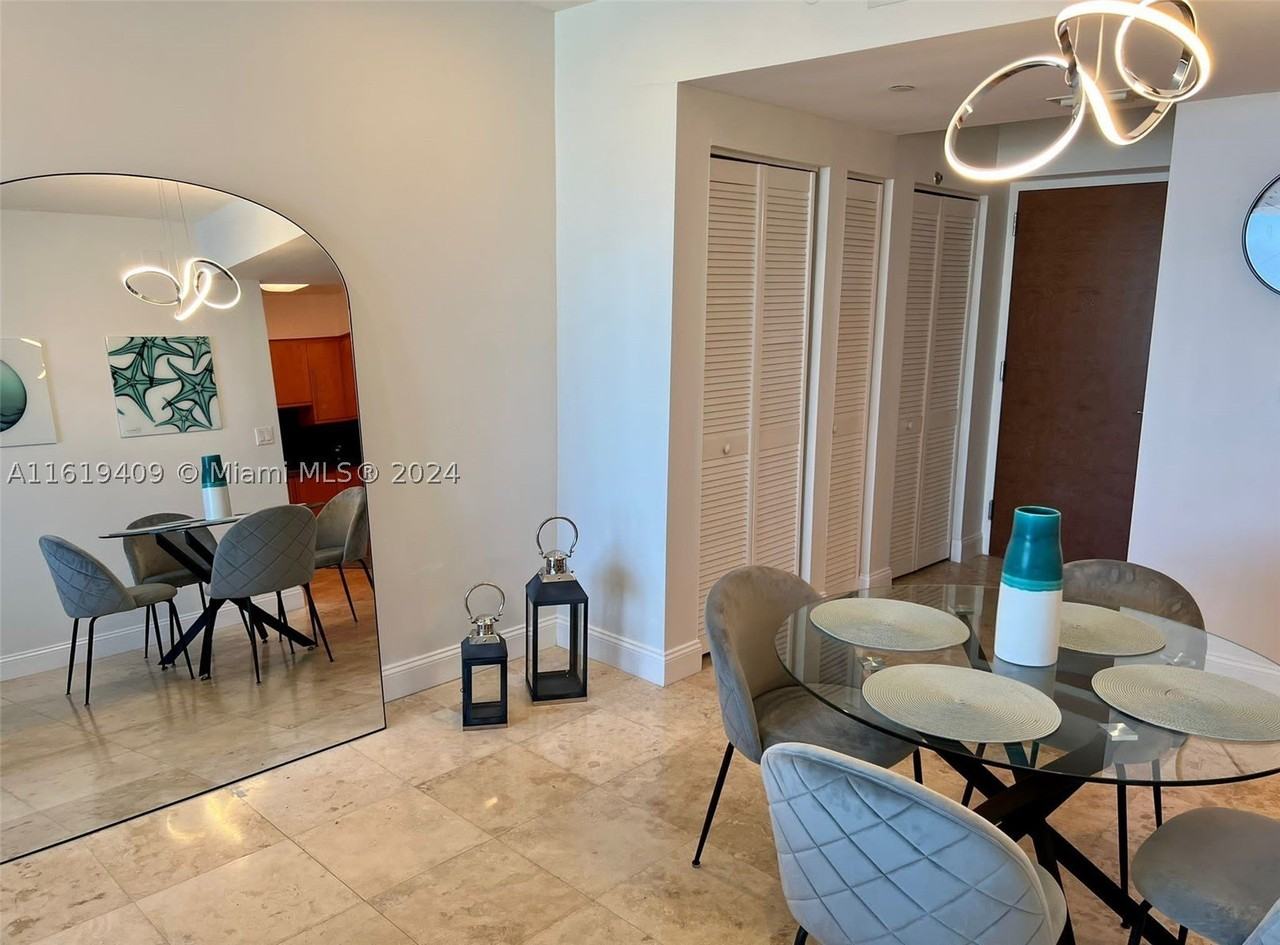 6365 Collins Ave #2610 - Photo 4 of 49