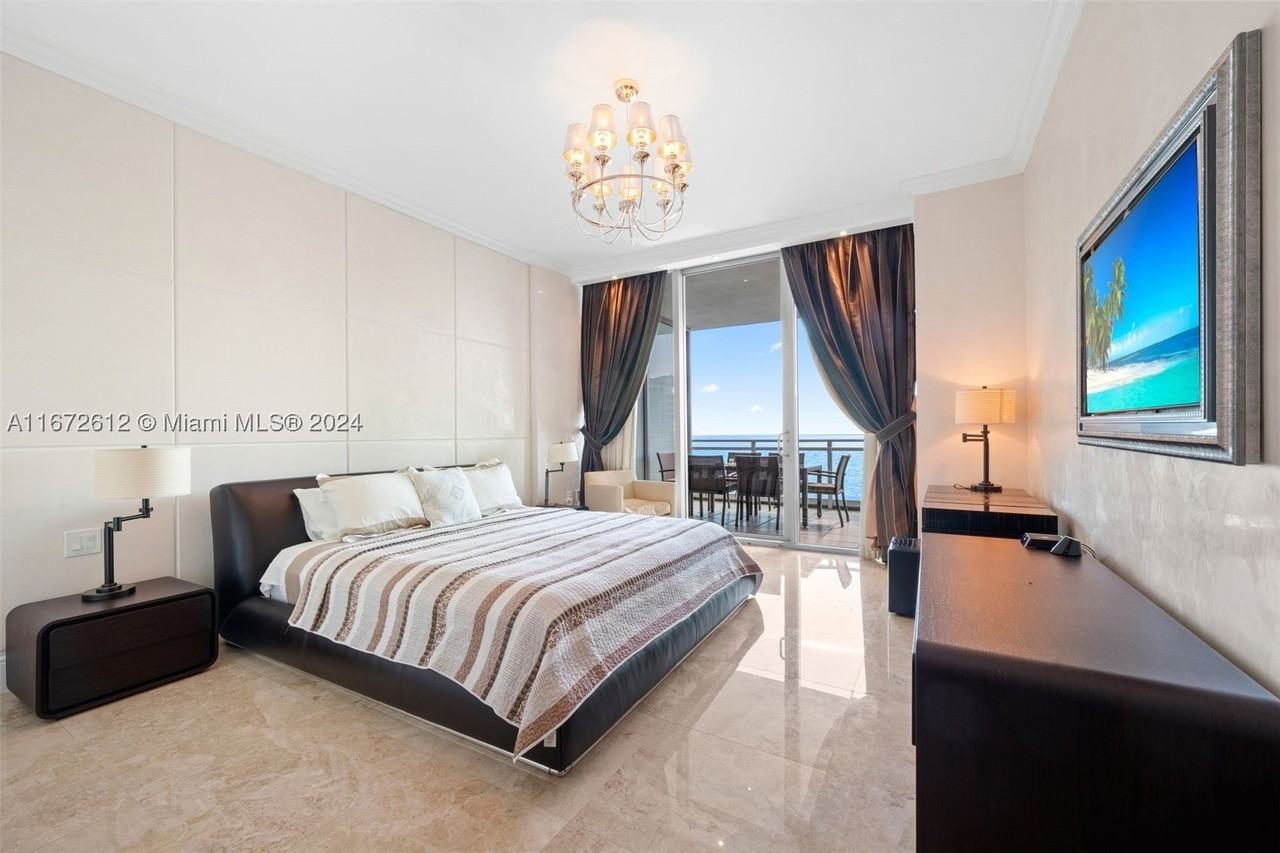 10295 Collins Ave #1605 - Photo 4 of 50