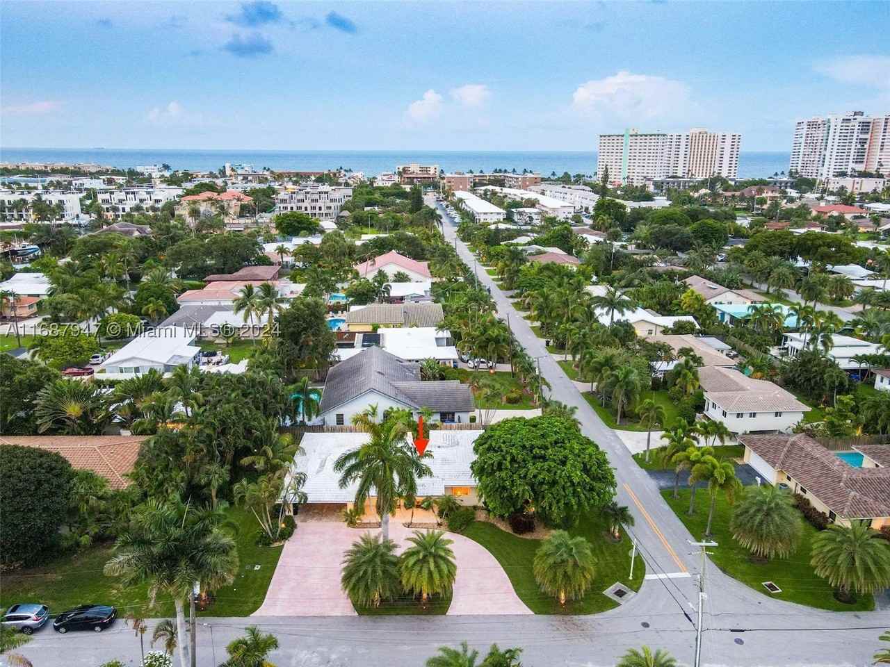 290 Tropic Dr #290 - Photo 3 of 33