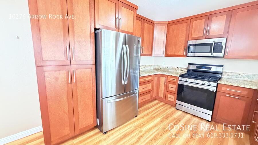 10276 Arrow Rock Ave - Photo 5 of 15