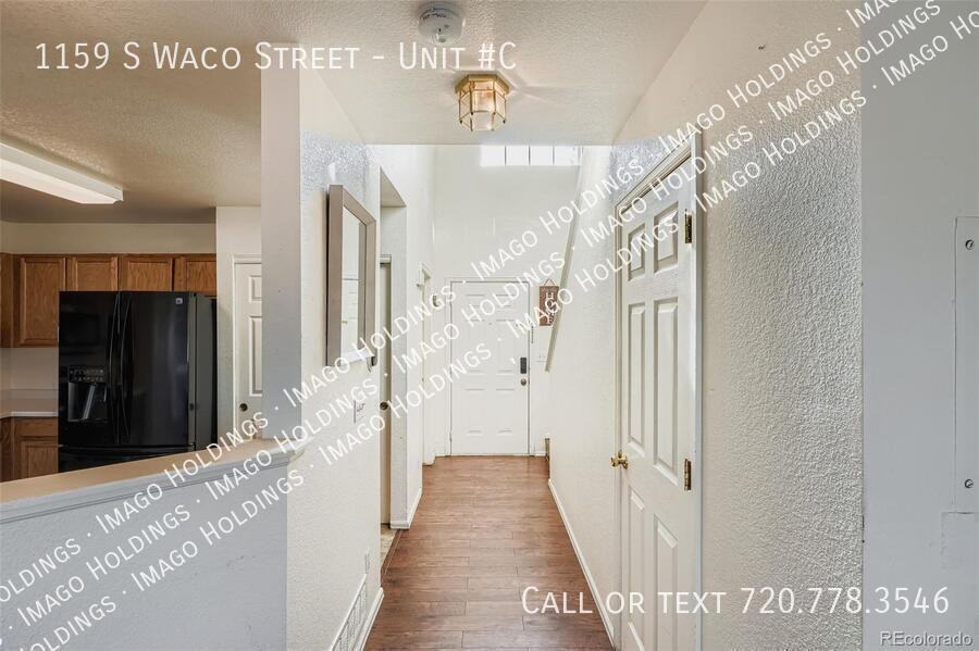 1159 S Waco St #C - Photo 4 of 28