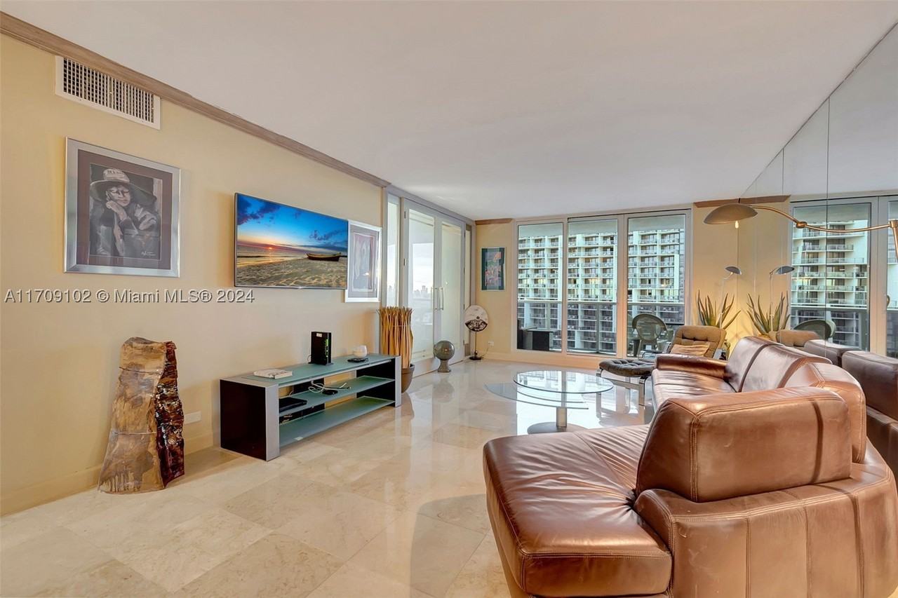 2301 Collins Ave #1206 - Photo 3 of 47
