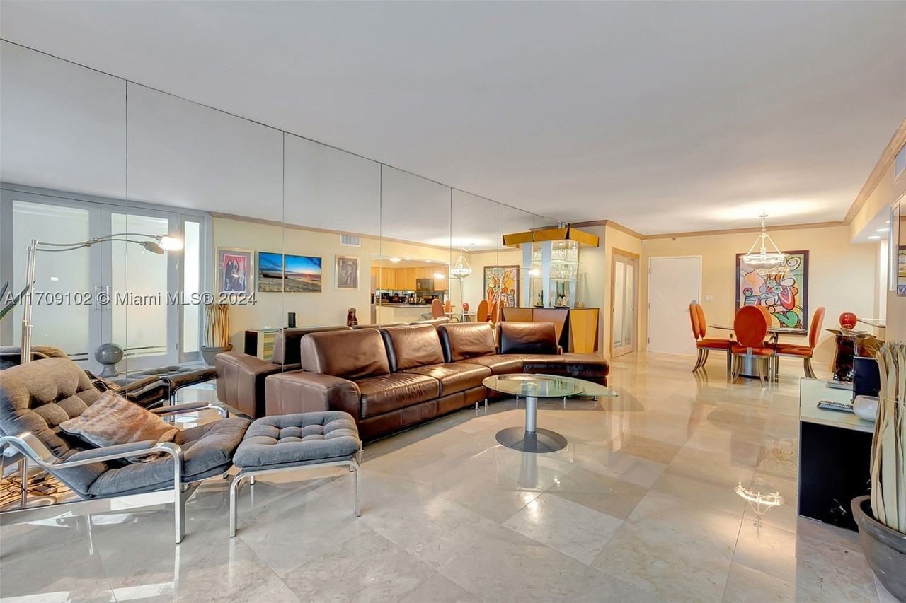 2301 Collins Ave #1206 - Photo 5 of 47