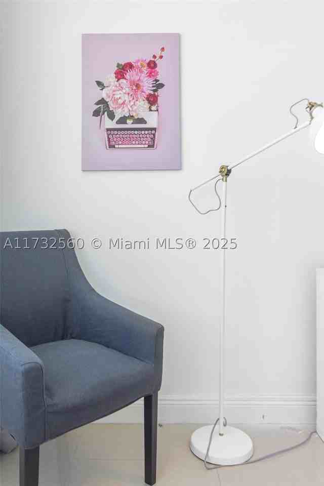 5445 Collins Ave #1623 - Photo 6 of 20