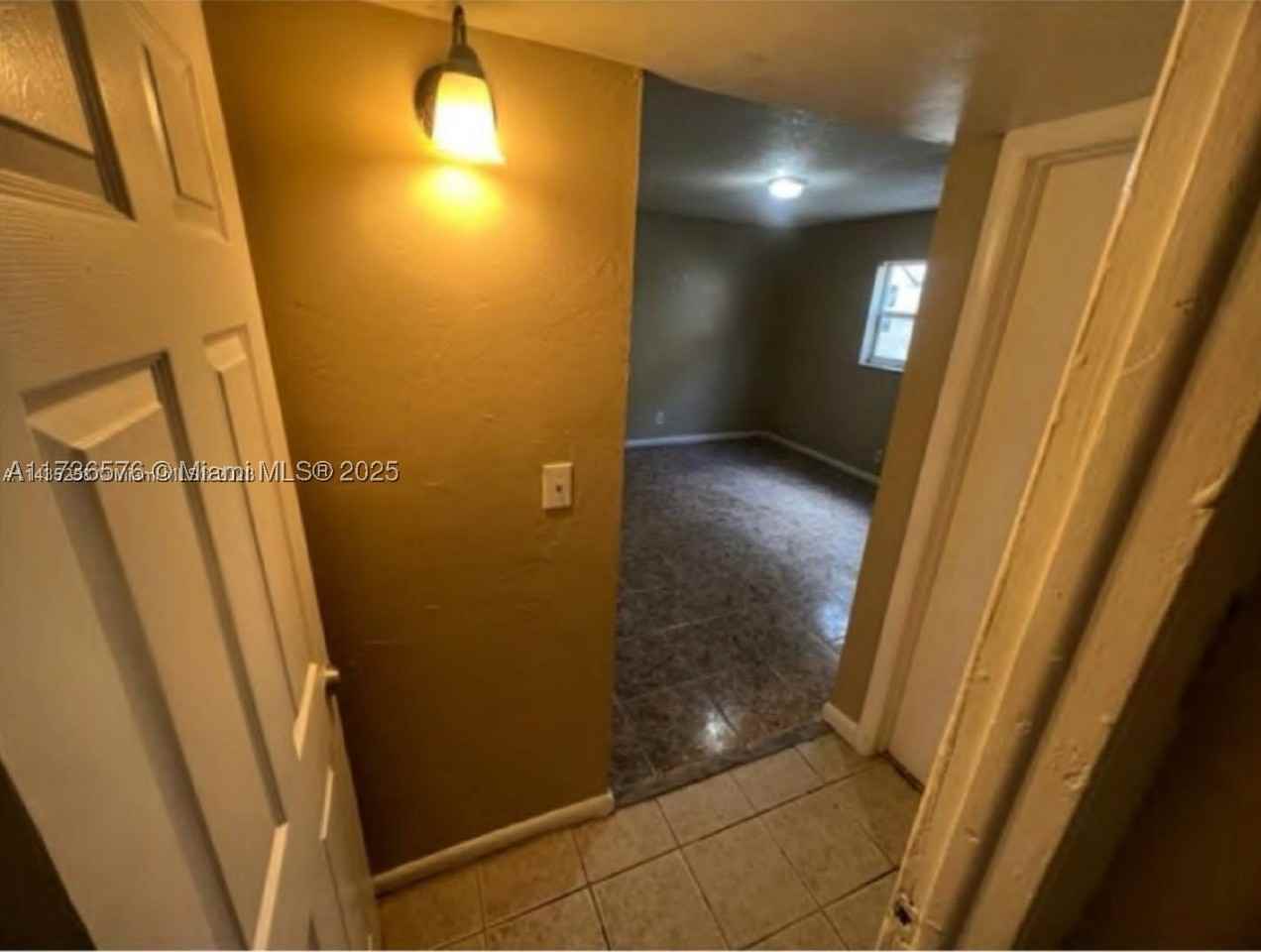 624 Sw 16th Ave #C - Photo 5 of 26