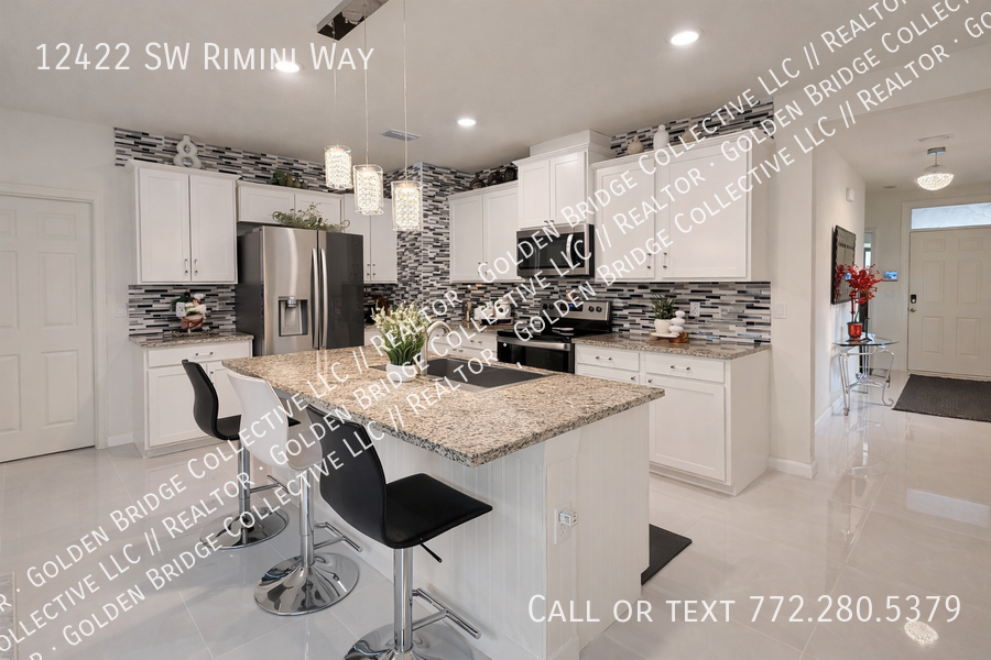 12422 Sw Rimini Way - Photo 3 of 10