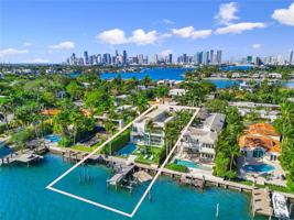 featured image of 227 E Dilido Dr