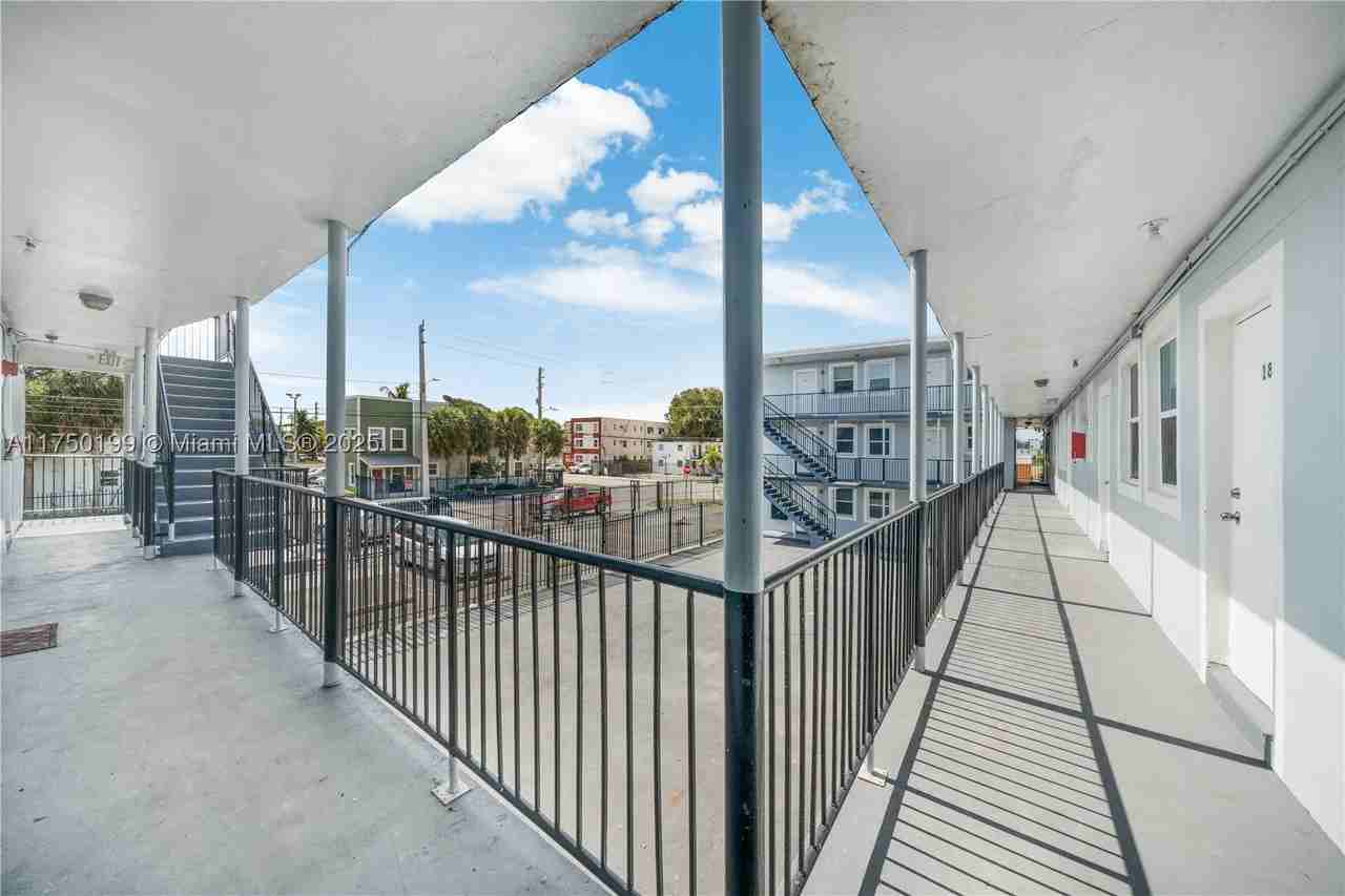 1281 Nw 61st St #2 - Photo 2 of 13