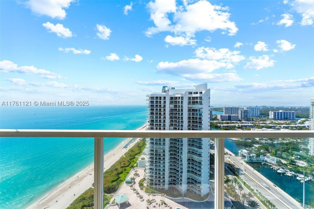 16699 Collins Ave #2810 - Photo 5 of 18