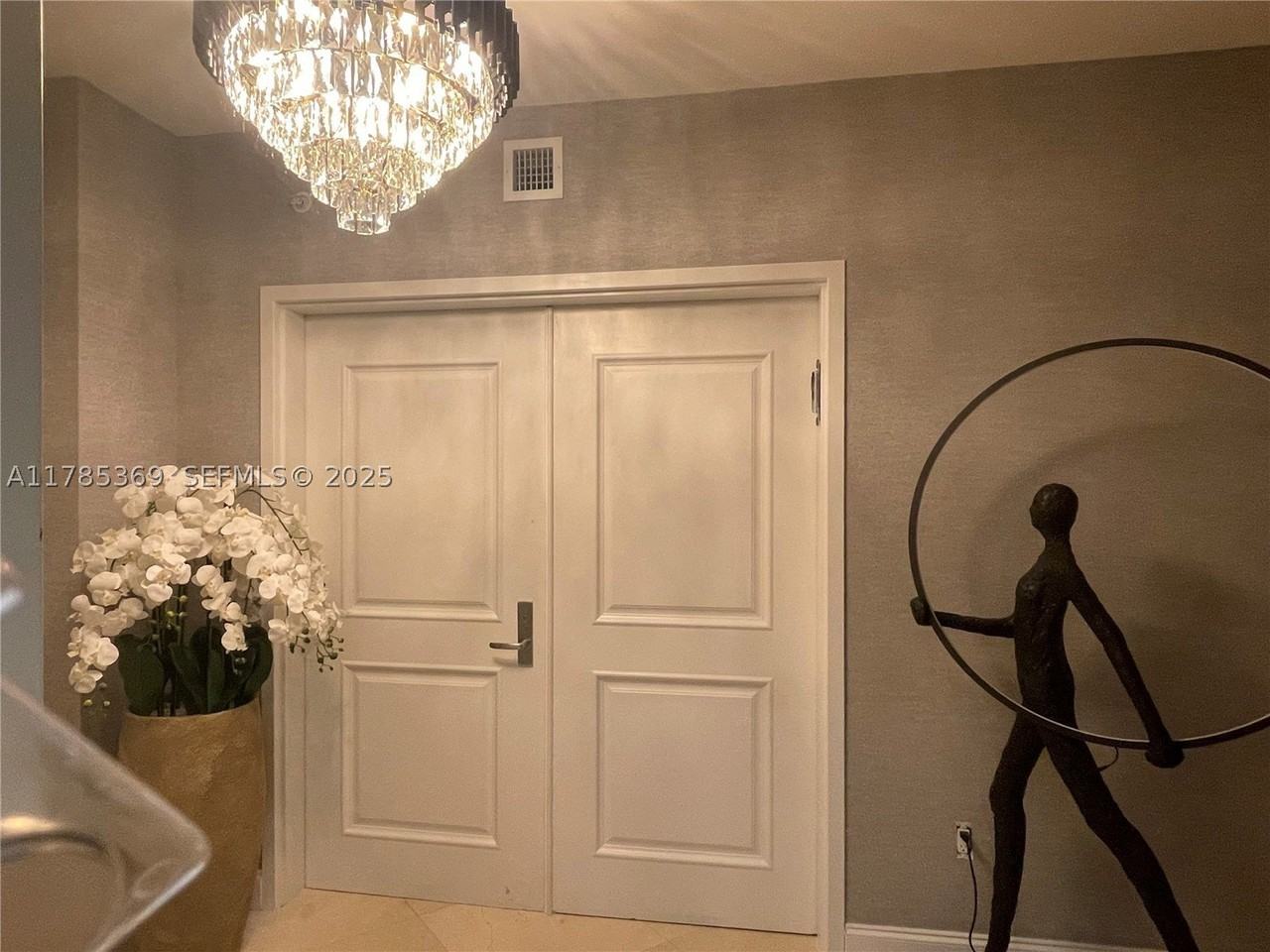 3101 S Ocean Dr #1707 - Photo 2 of 50