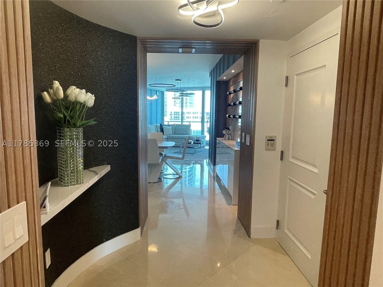 3101 S Ocean Dr #1707 - Photo 3 of 50