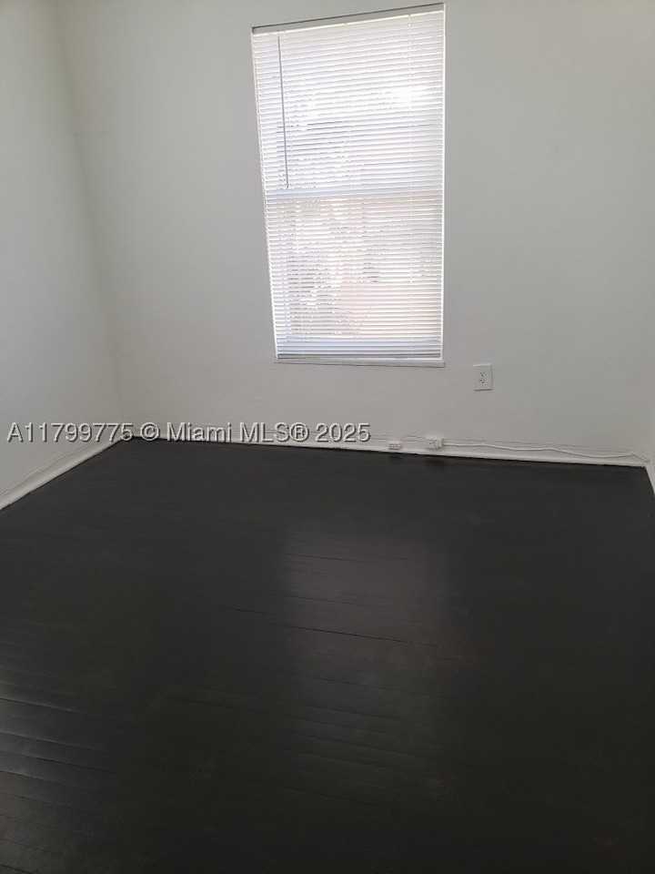 1608 Drexel Ave #18 - Photo 2 of 16