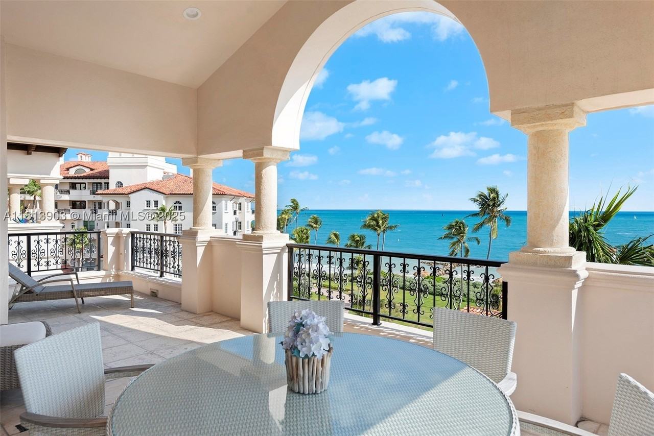19253 Fisher Island Dr #19253