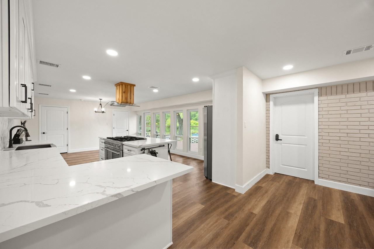 Sequoia Ln - Photo 5 of 25
