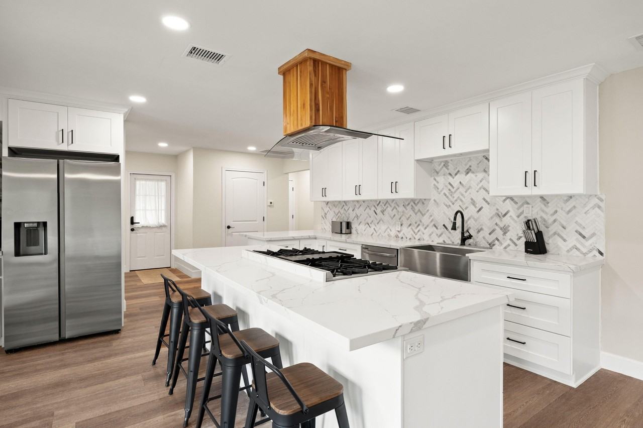 Sequoia Ln - Photo 7 of 25